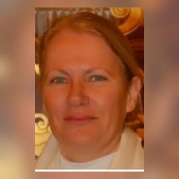Suzy Nightingale